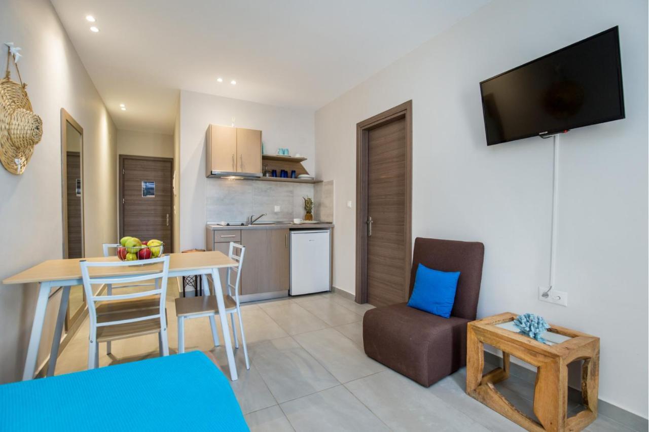 Iria'S Luxury Apartments Limenaria  Buitenkant foto